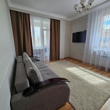 Ernaz Plus Apartments-Expo-Boulevard 130 아스타나 외부 사진